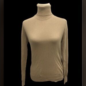 💞PRADA Turtleneck Beige light weight sweater Size:44